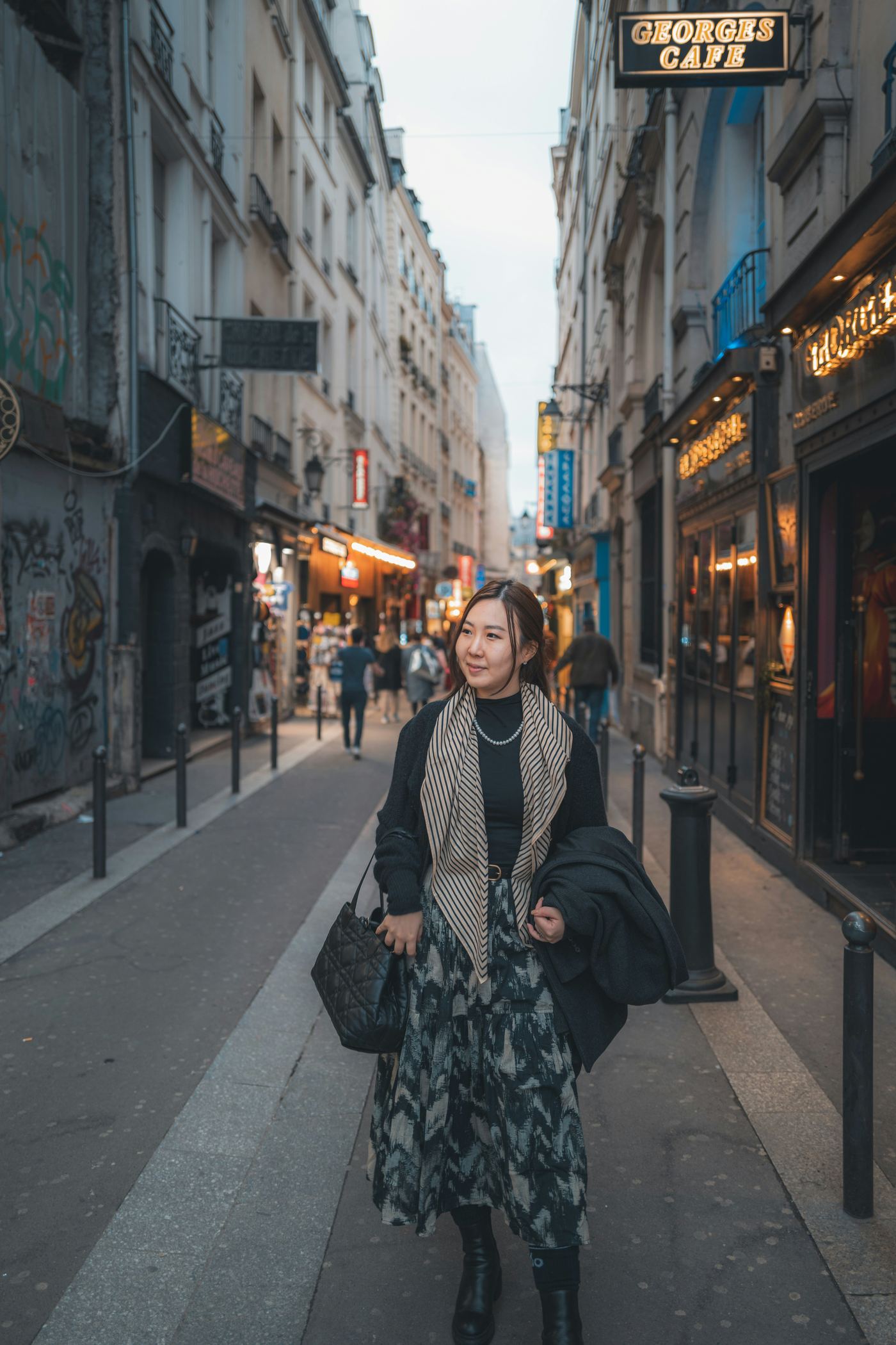 Important Paris travel tips